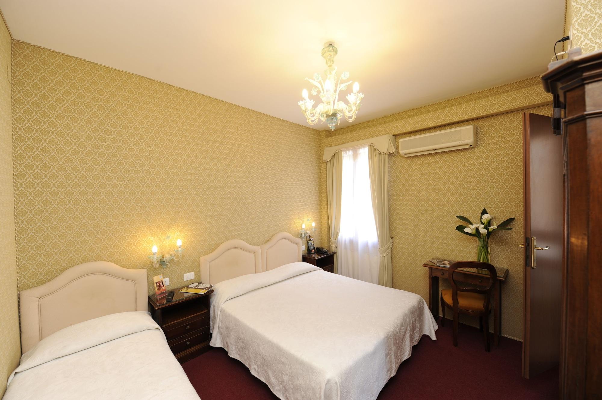 Hotel Villa Rosa Venice Exterior photo