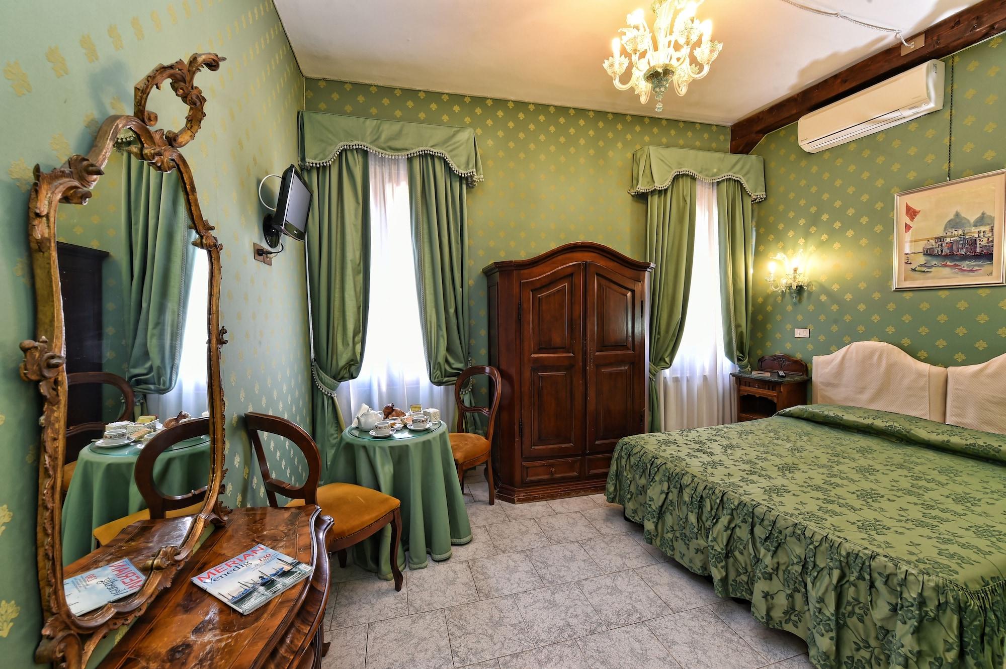 Hotel Villa Rosa Venice Exterior photo